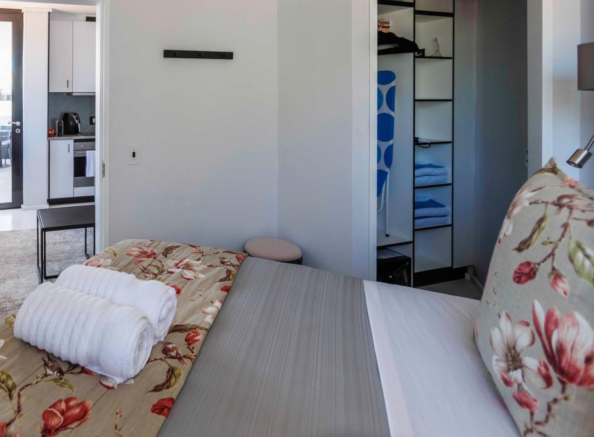 Flamingo Sea Point Sea View Luxury Best Position 1 Bedroom Apartment Queen Size Bed & Inverter For Tv Кейптаун Екстер'єр фото
